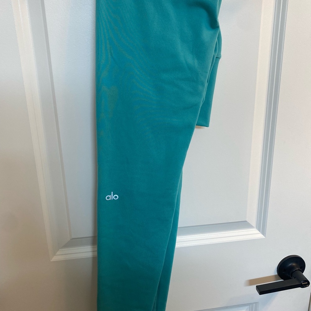 ALO Yoga Teal Leggings